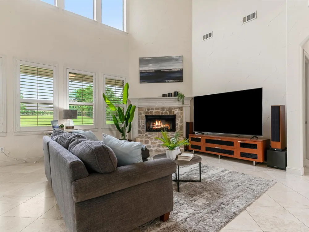 407 W Aurora Vista Trail Aurora, TX 76078