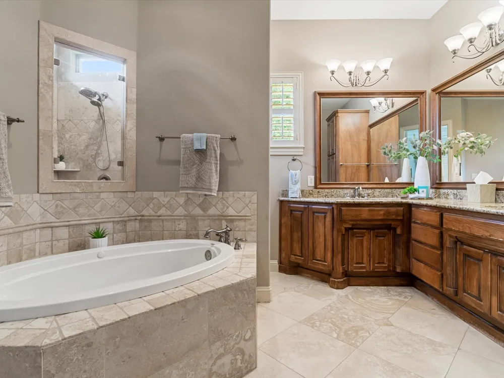 407 W Aurora Vista Trail Aurora, TX 76078