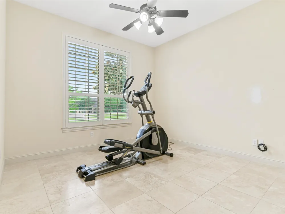 407 W Aurora Vista Trail Aurora, TX 76078