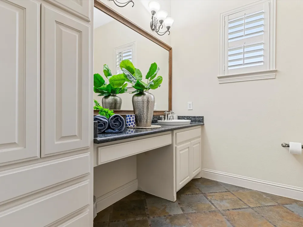 407 W Aurora Vista Trail Aurora, TX 76078