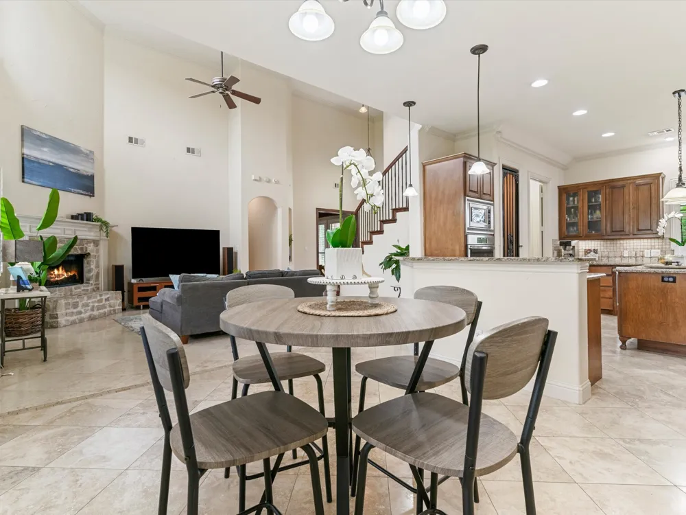 407 W Aurora Vista Trail Aurora, TX 76078