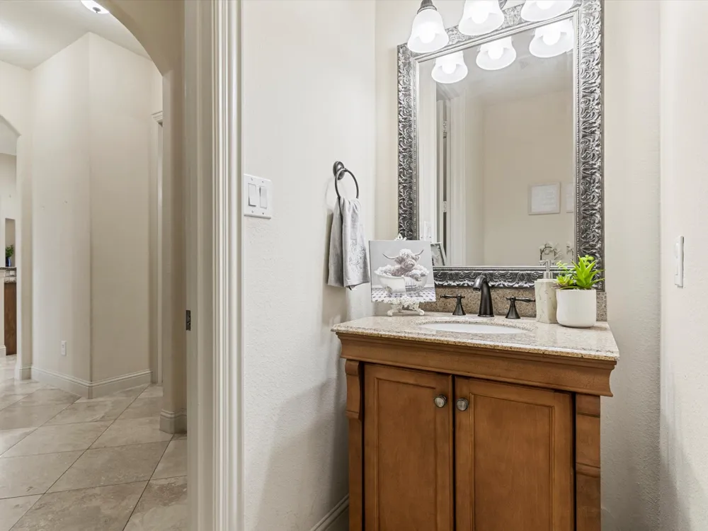 407 W Aurora Vista Trail Aurora, TX 76078