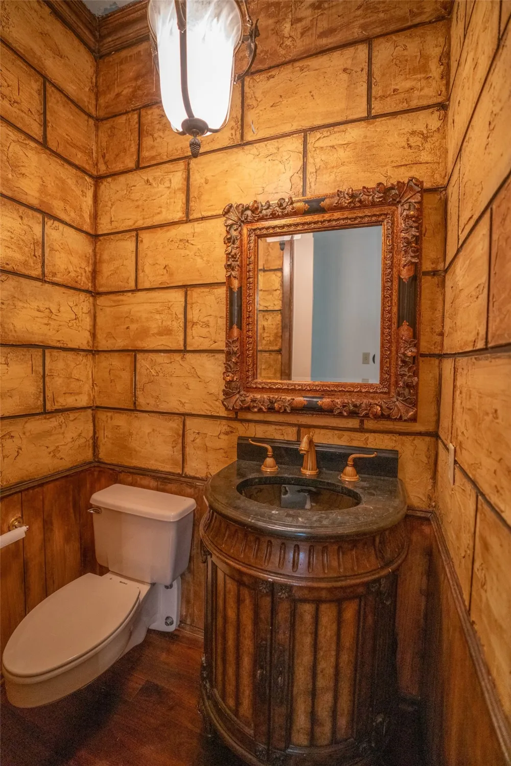 1895 County Road 3601 Edgewood, TX 75117