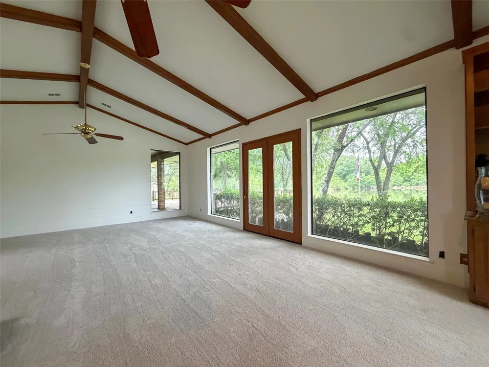 1895 County Road 3601 Edgewood, TX 75117