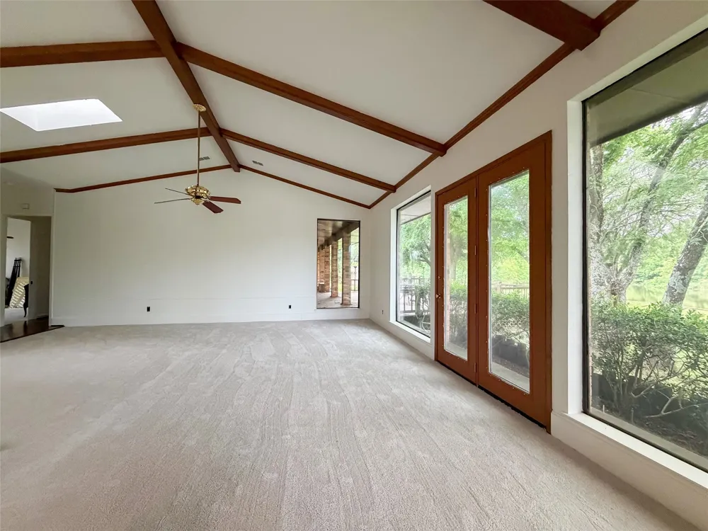 1895 County Road 3601 Edgewood, TX 75117