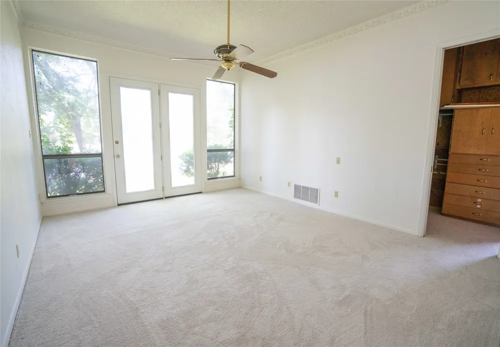 1895 County Road 3601 Edgewood, TX 75117