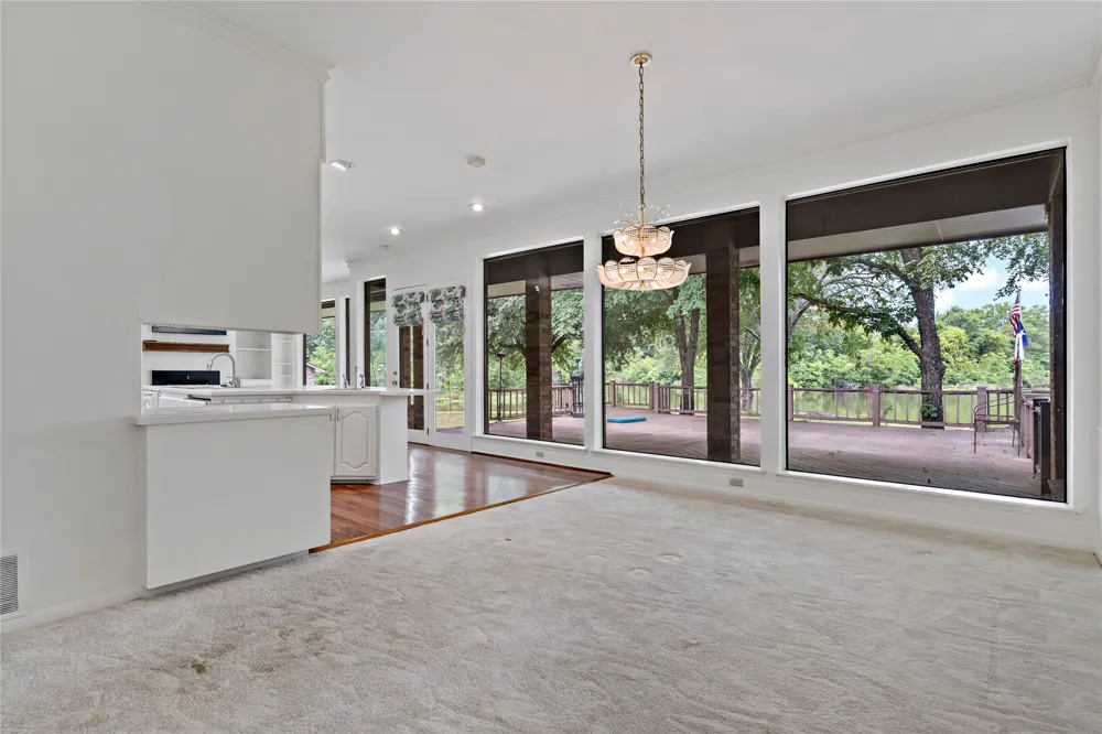 1895 County Road 3601 Edgewood, TX 75117