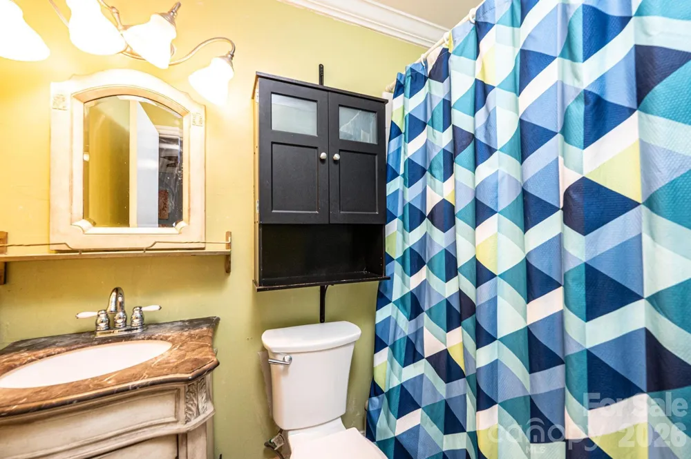 826 6th Street NW #4 Hickory, NC 28601