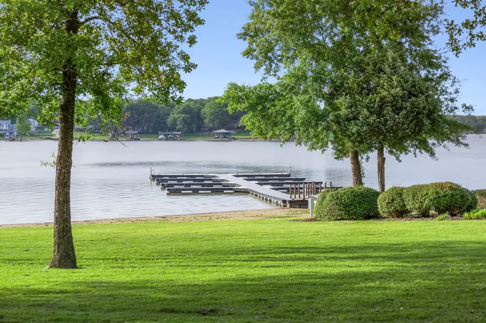 4522 E Cove Court Malakoff, TX 75148