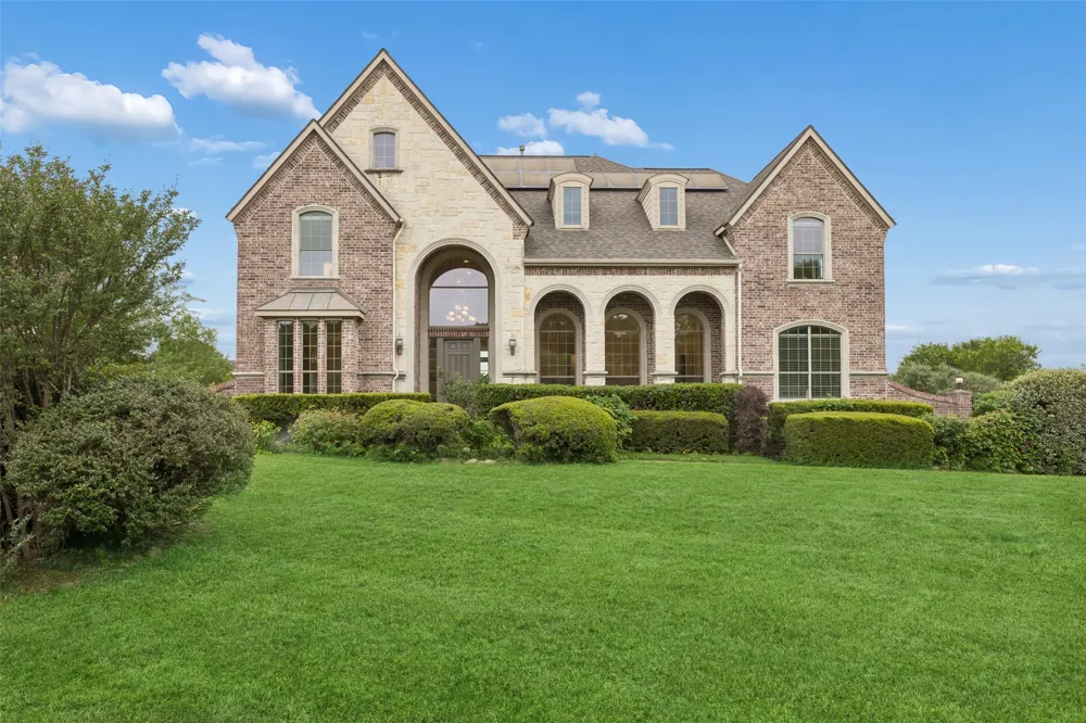 631 Lakeridge Drive Fairview, TX 75069
