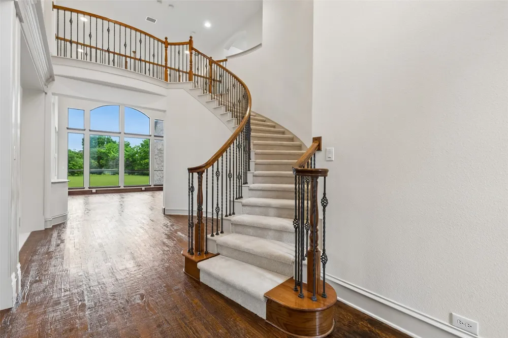 631 Lakeridge Drive Fairview, TX 75069