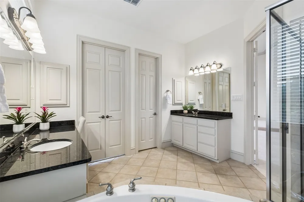 631 Lakeridge Drive Fairview, TX 75069