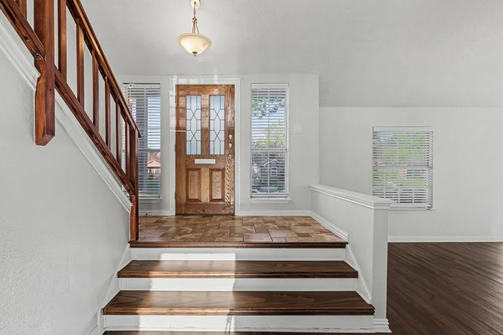2080 Briarcliff Road Lewisville, TX 75067