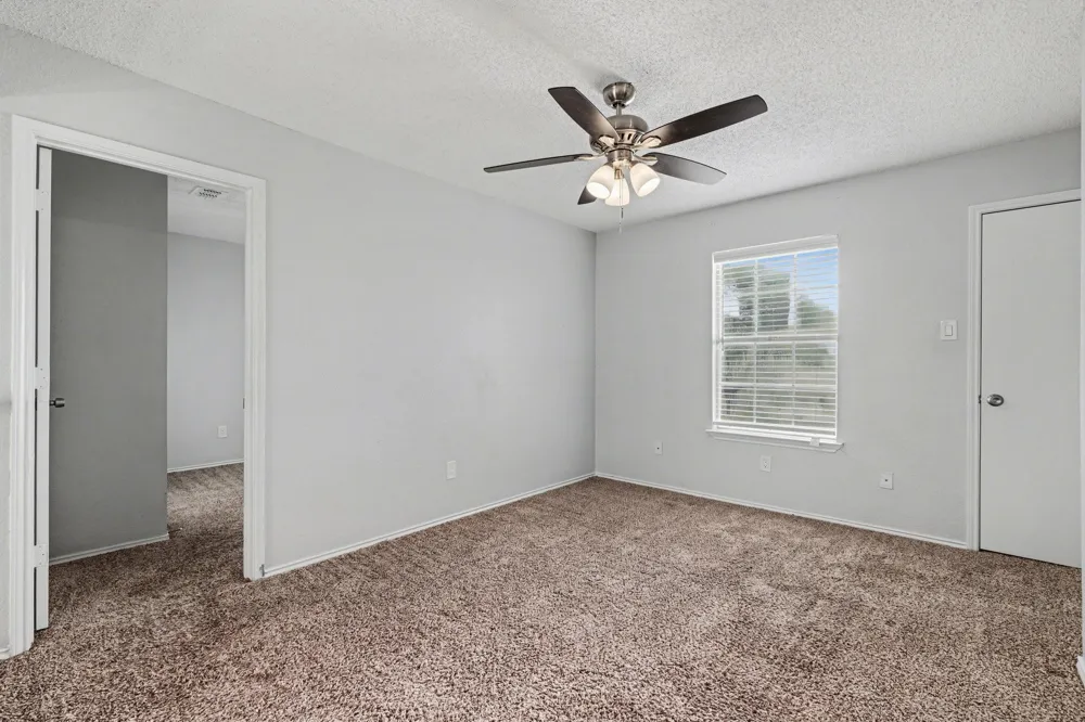 2080 Briarcliff Road Lewisville, TX 75067