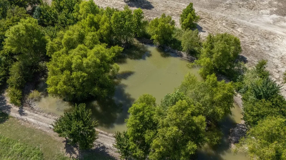 1065 Bluff Springs Road Ferris, TX 75125