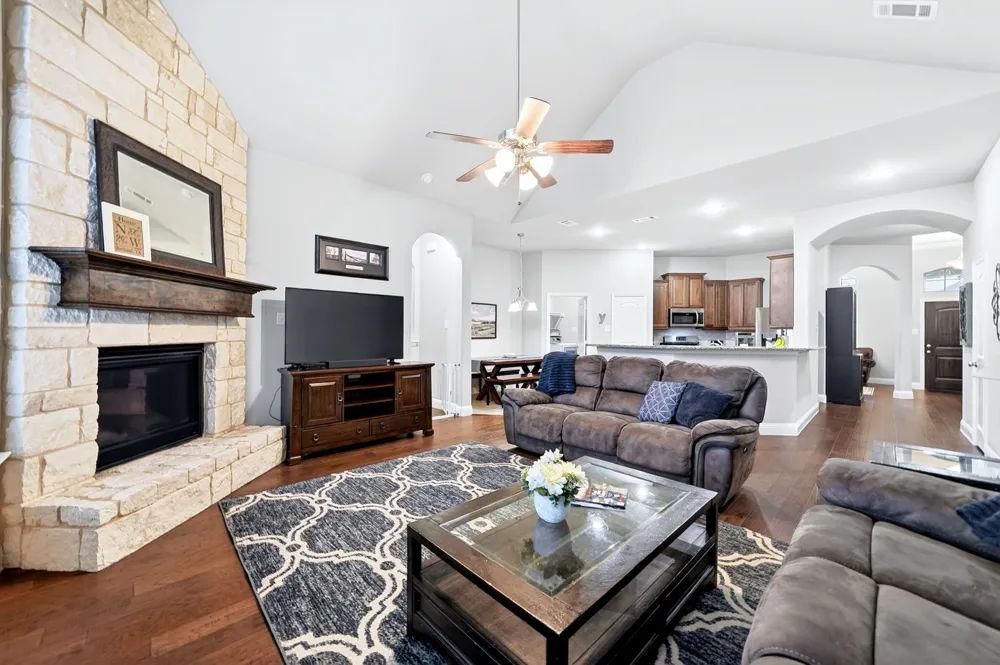 1748 Amalfi Drive McLendon Chisholm, TX 75032