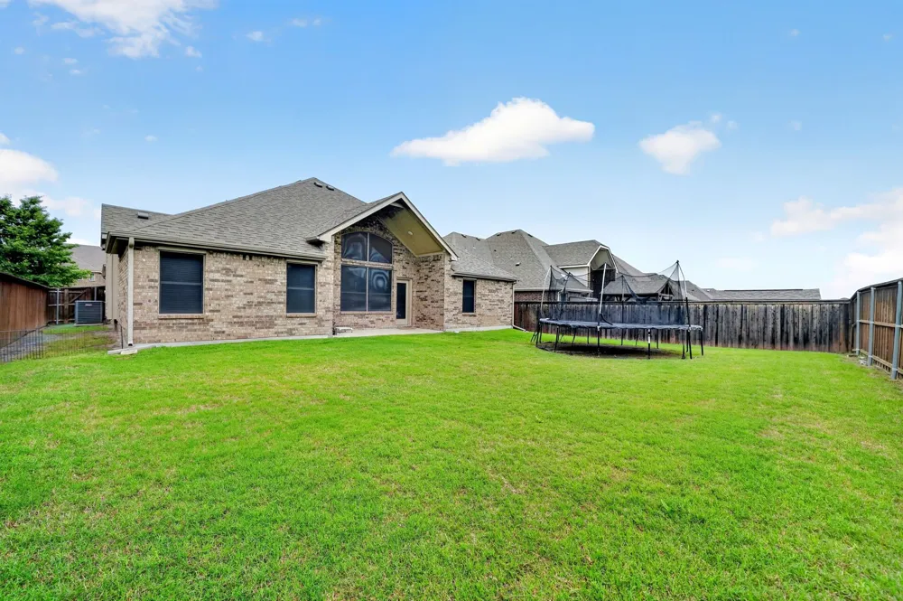 1748 Amalfi Drive McLendon Chisholm, TX 75032