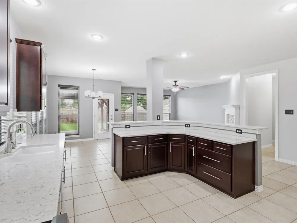 217 Cox Drive Fate, TX 75087