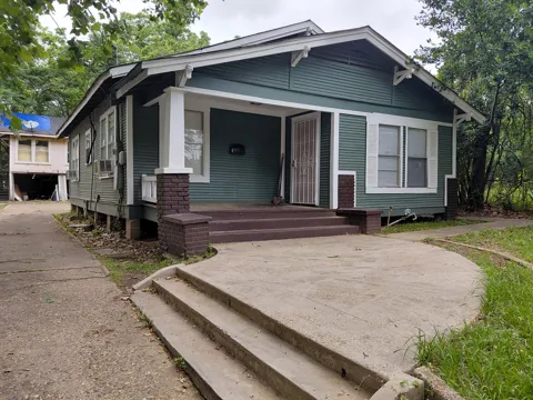 2610 Emery Street