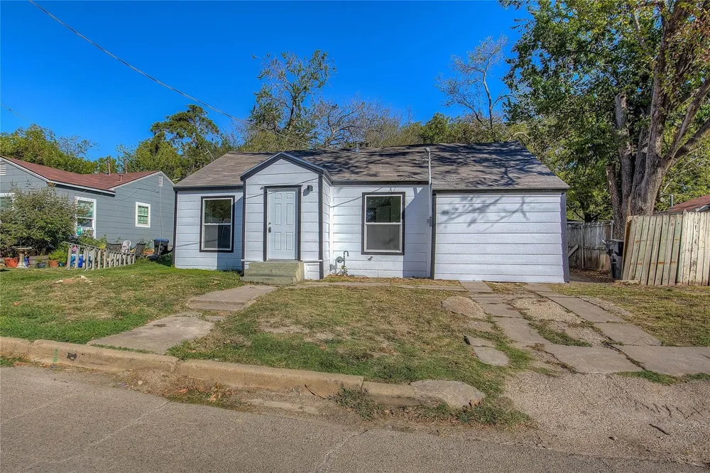 1221 Stanford Street #multi Greenville, TX 75401