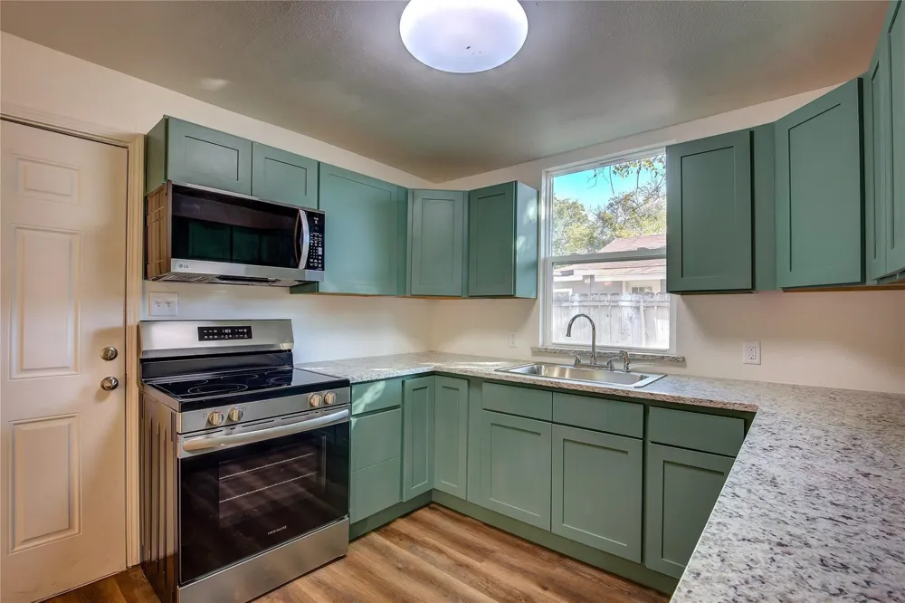 1221 Stanford Street #multi Greenville, TX 75401