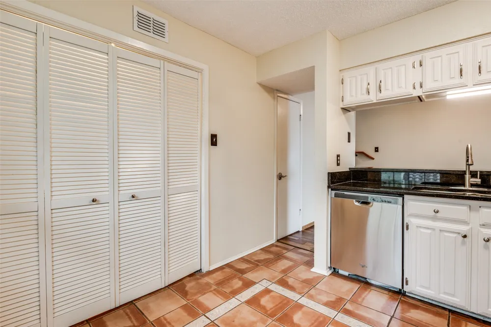 7640 W Greenway Boulevard #5K Dallas, TX 75209