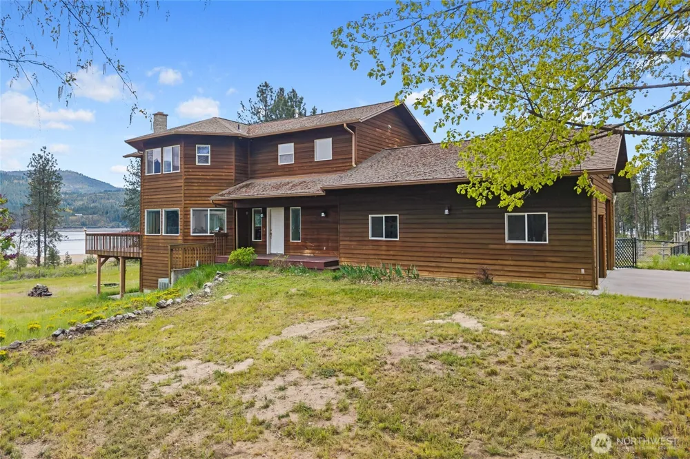 11 Echo Cove Road Kettle Falls, WA 99141