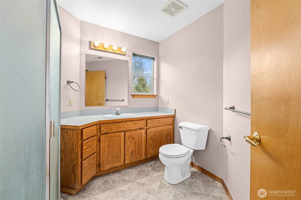 11 Echo Cove Road Kettle Falls, WA 99141