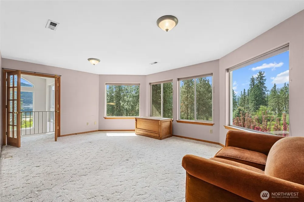 11 Echo Cove Road Kettle Falls, WA 99141