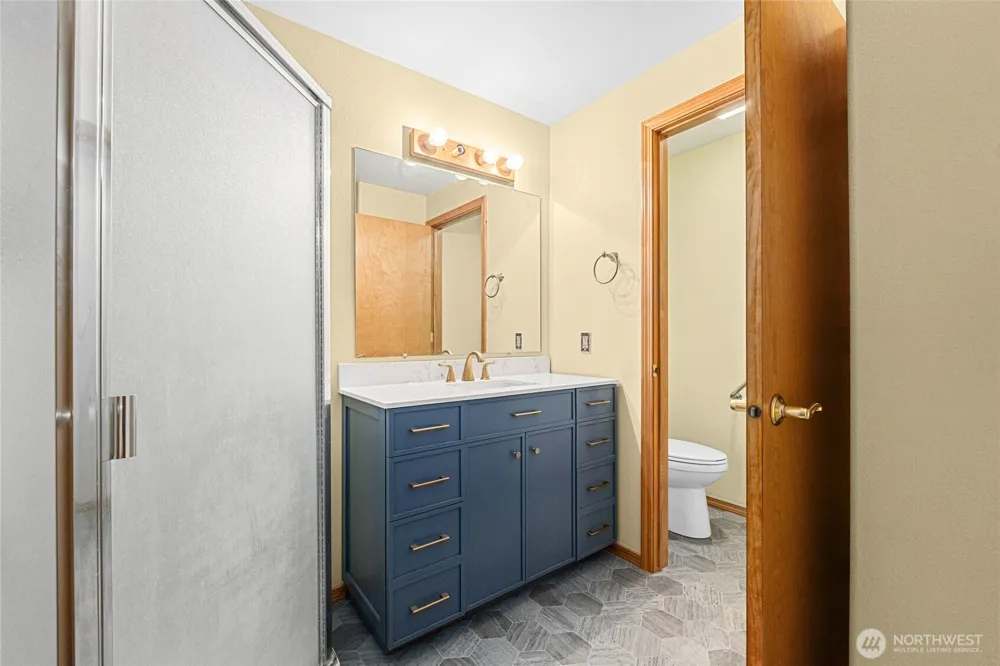 11 Echo Cove Road Kettle Falls, WA 99141