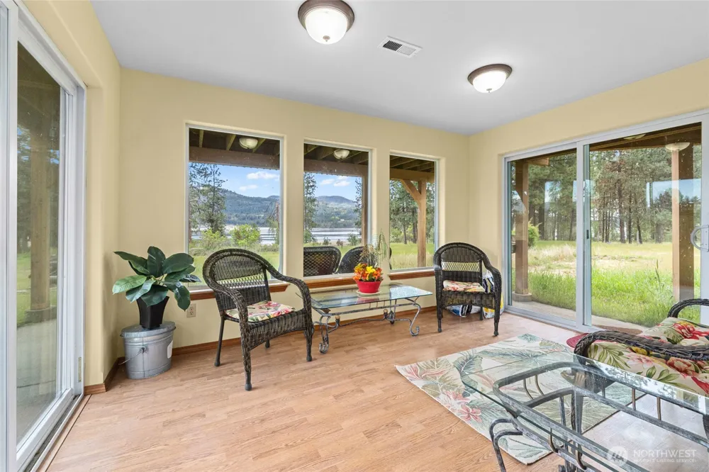 11 Echo Cove Road Kettle Falls, WA 99141