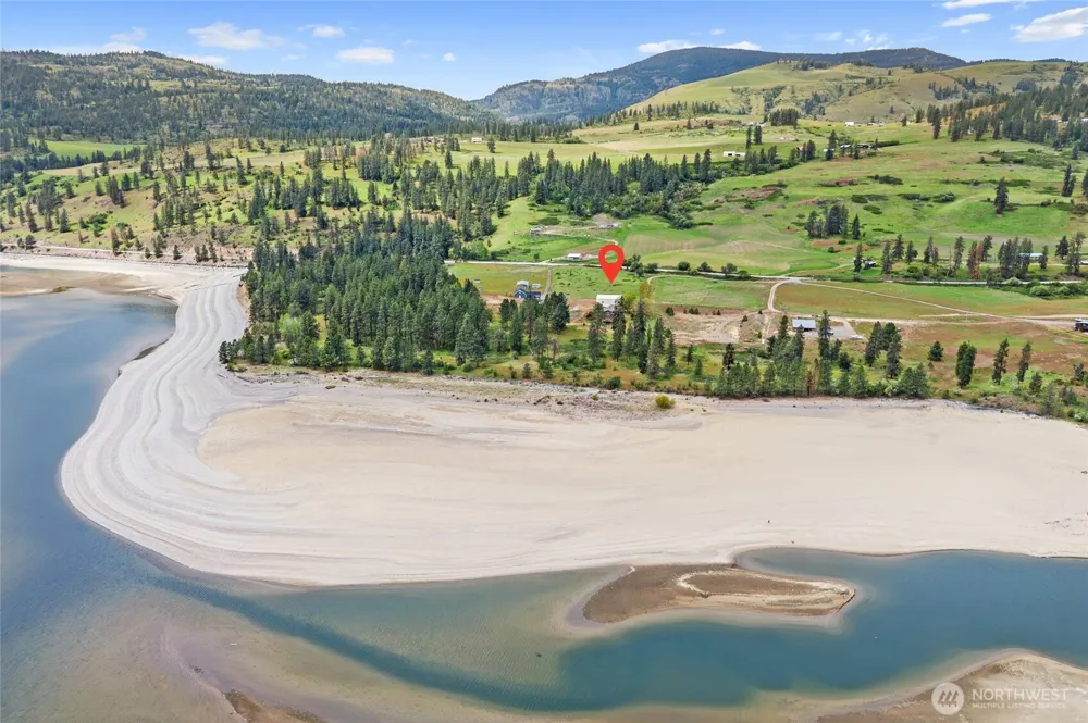 11 Echo Cove Road Kettle Falls, WA 99141