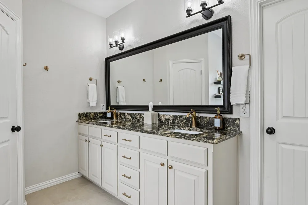 4018 Enclave Lane Rowlett, TX 75089