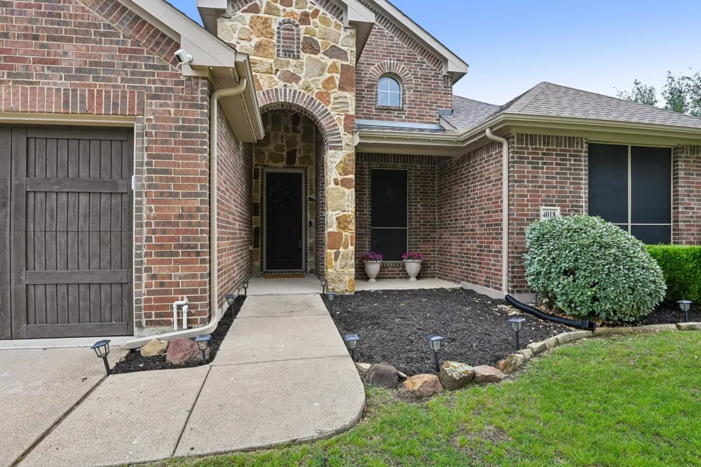 4018 Enclave Lane Rowlett, TX 75089