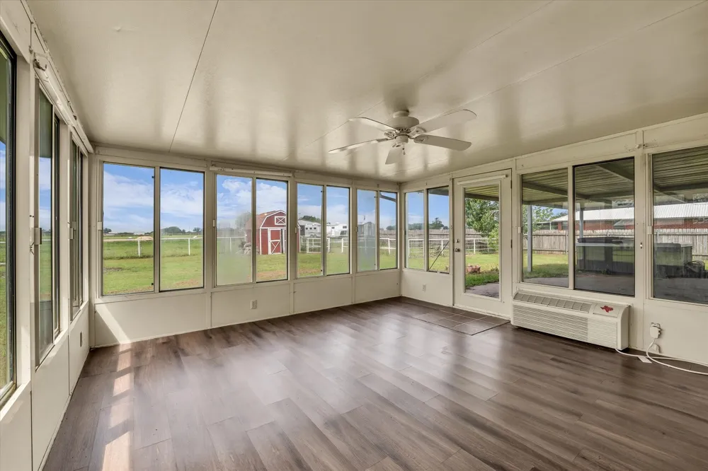 339 S Pleasant Hill Road Axtell, TX 76624