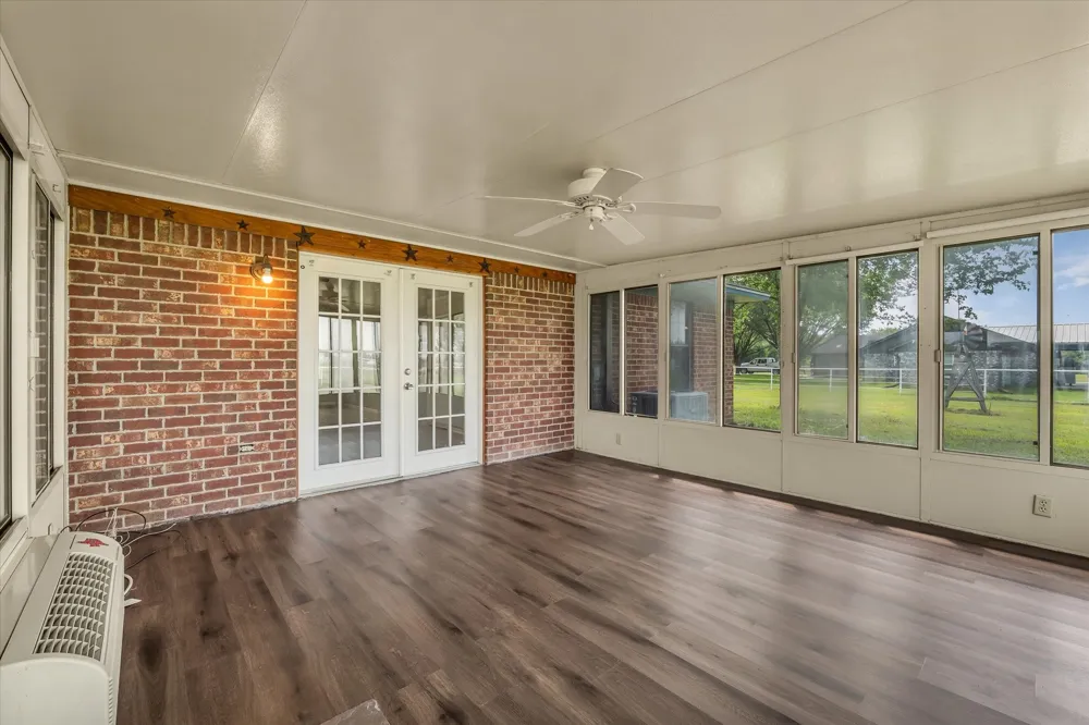 339 S Pleasant Hill Road Axtell, TX 76624