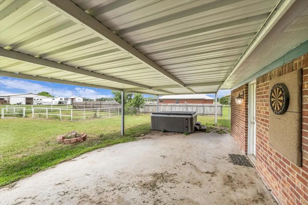 339 S Pleasant Hill Road Axtell, TX 76624