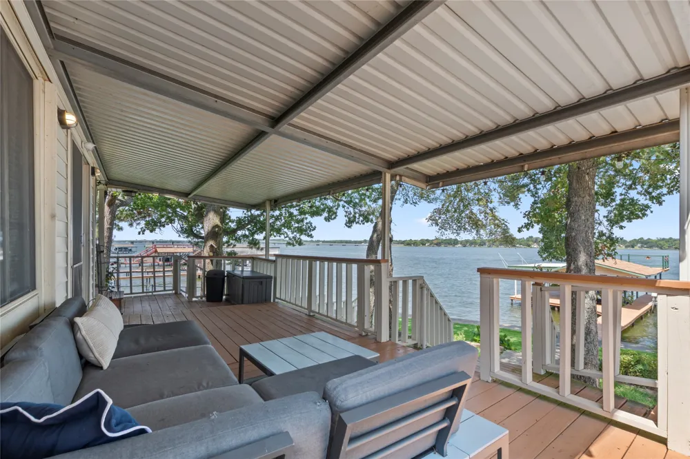 203 Oak Acres Drive Malakoff, TX 75148