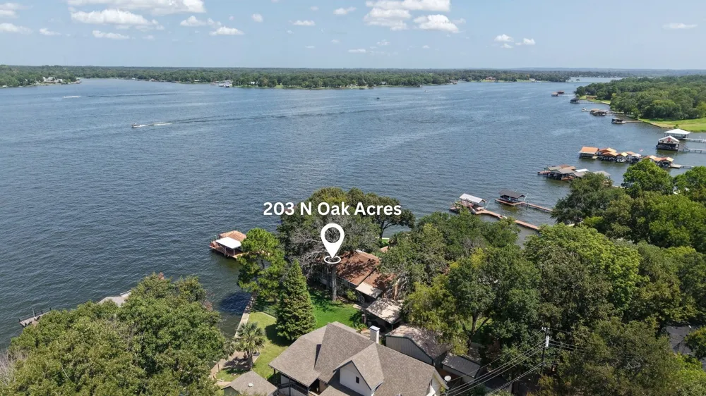 203 Oak Acres Drive Malakoff, TX 75148