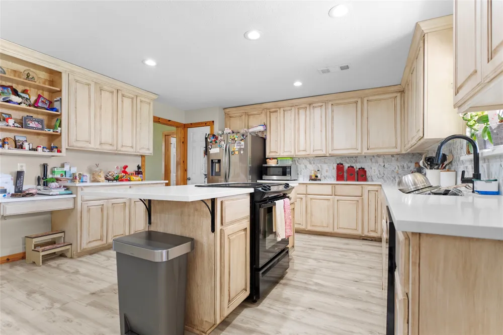 163 County Road 3106 Campbell, TX 75422