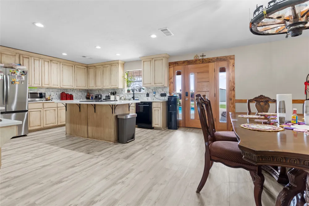 163 County Road 3106 Campbell, TX 75422