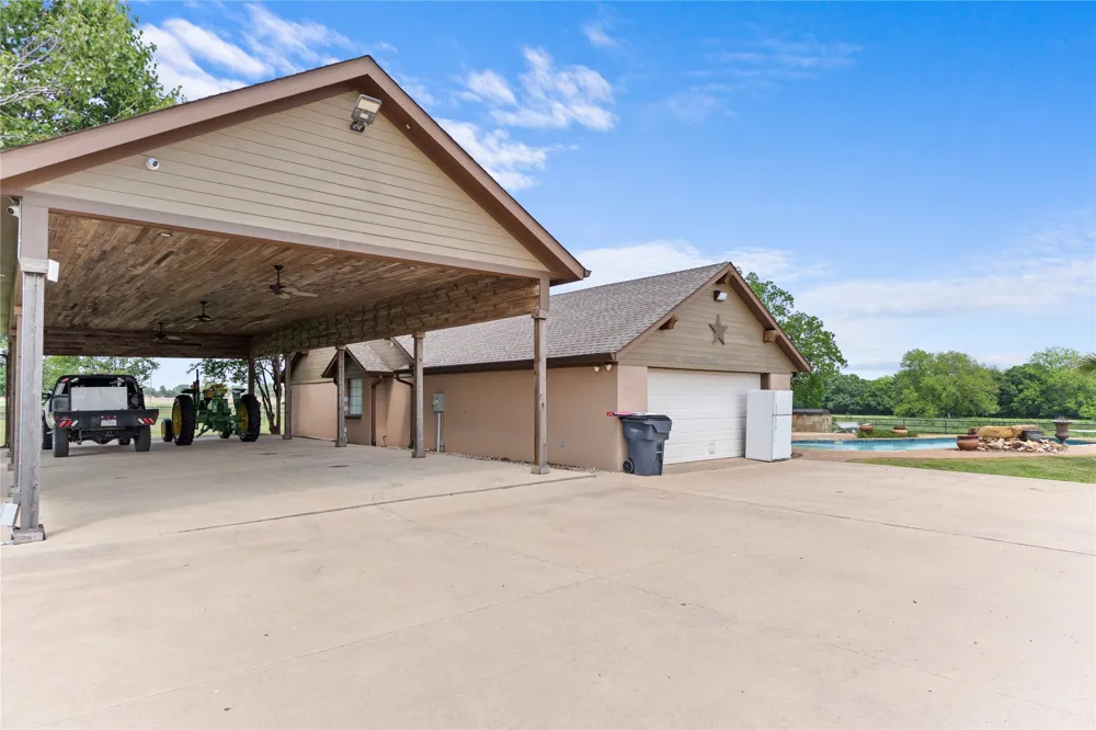 163 County Road 3106 Campbell, TX 75422