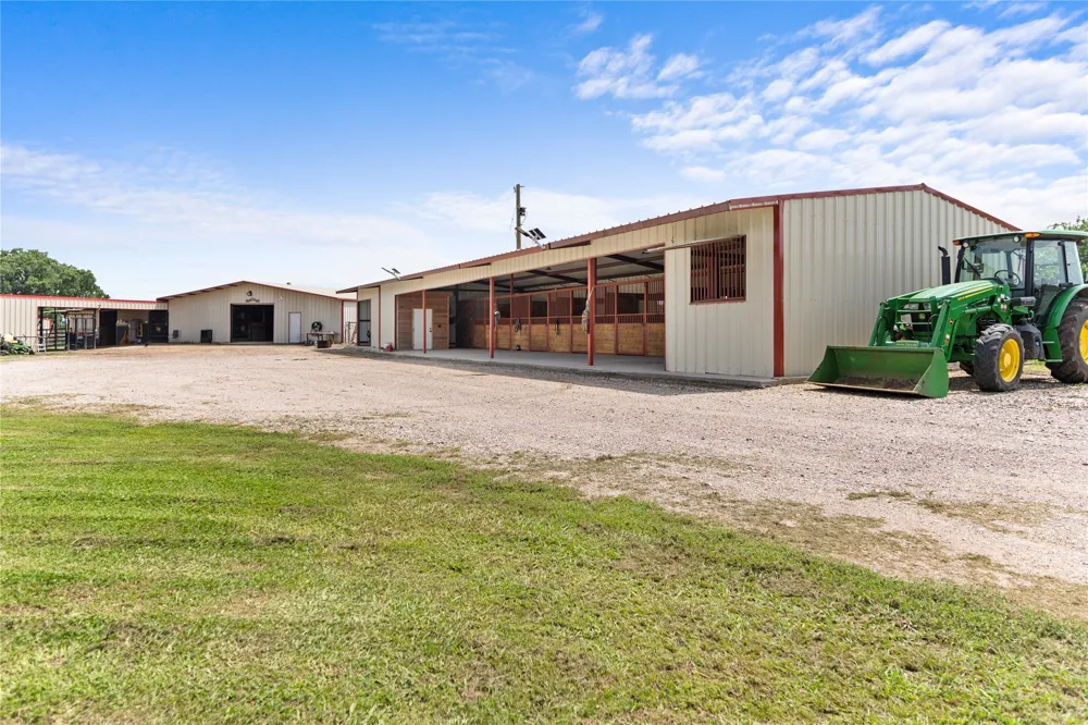 163 County Road 3106 Campbell, TX 75422