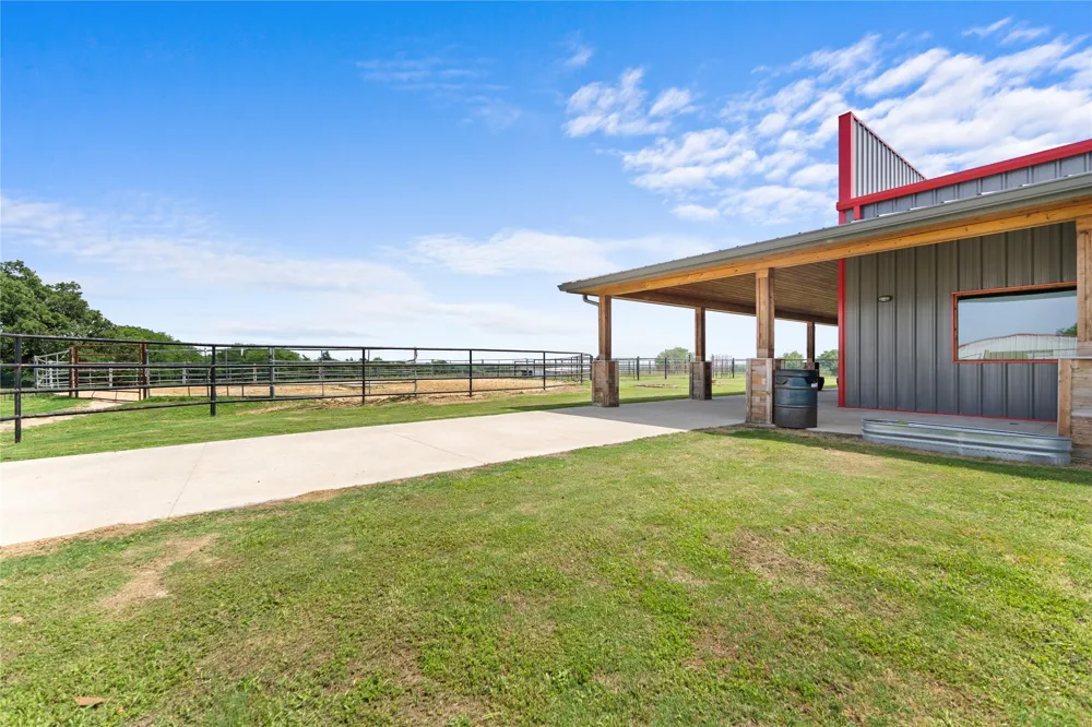 163 County Road 3106 Campbell, TX 75422