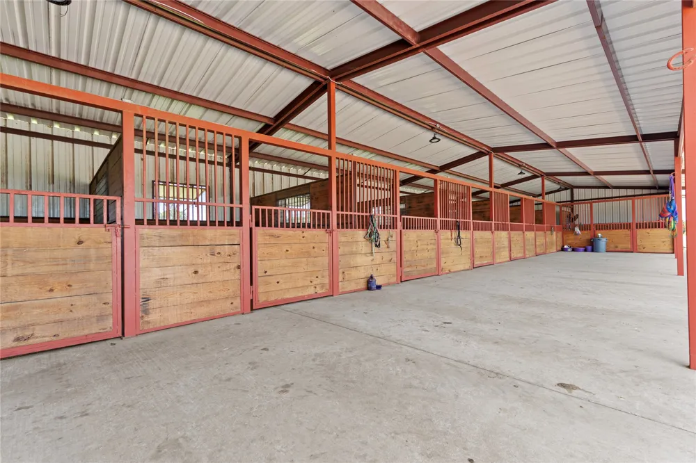 163 County Road 3106 Campbell, TX 75422