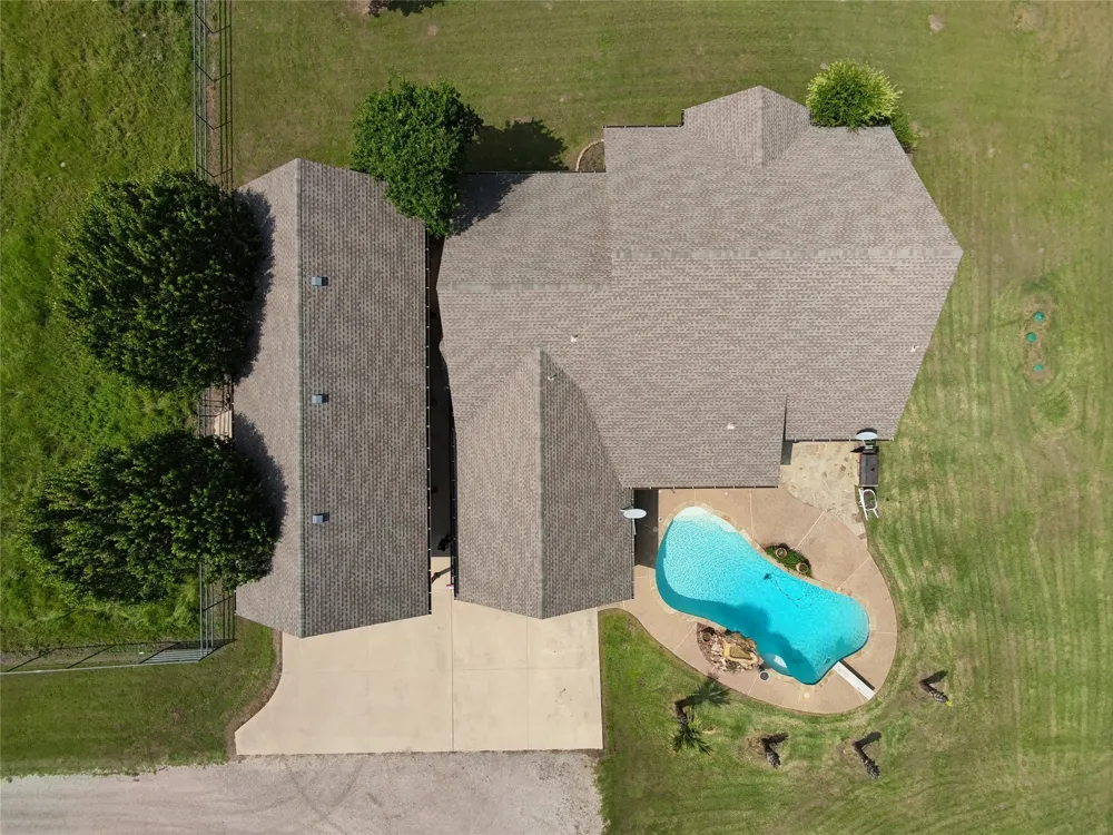 163 County Road 3106 Campbell, TX 75422