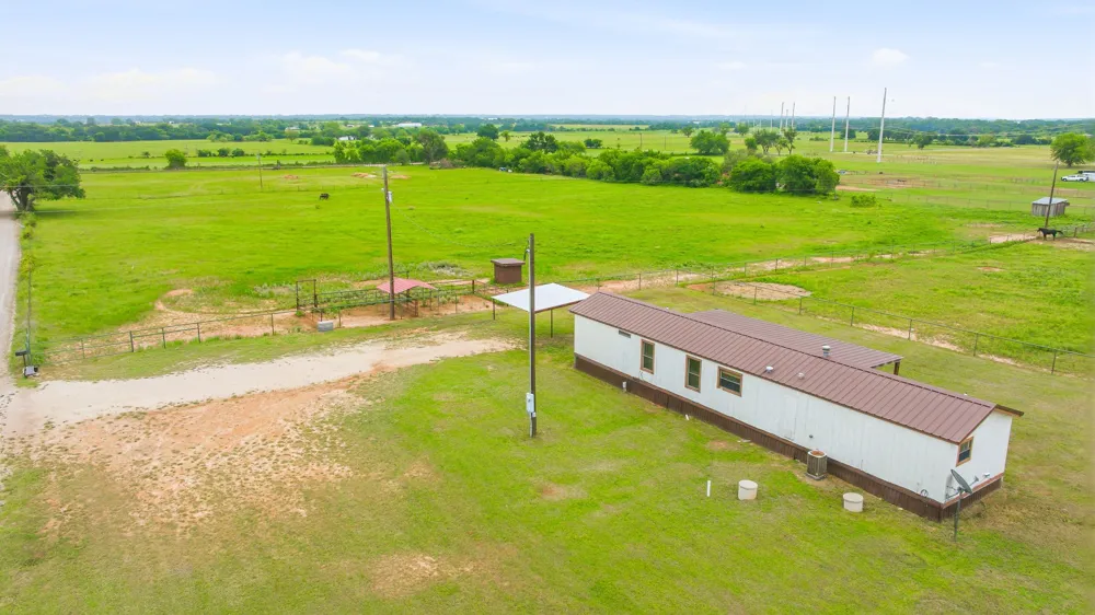 925 County Road 376 Dublin, TX 76446