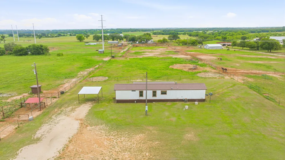 925 County Road 376 Dublin, TX 76446