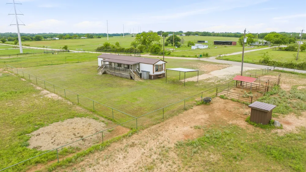 925 County Road 376 Dublin, TX 76446