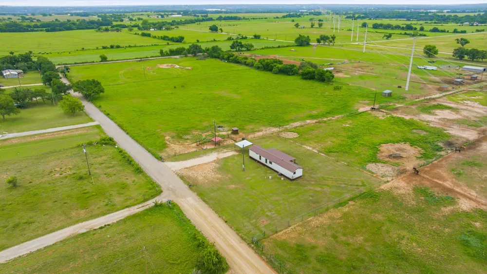 925 County Road 376 Dublin, TX 76446